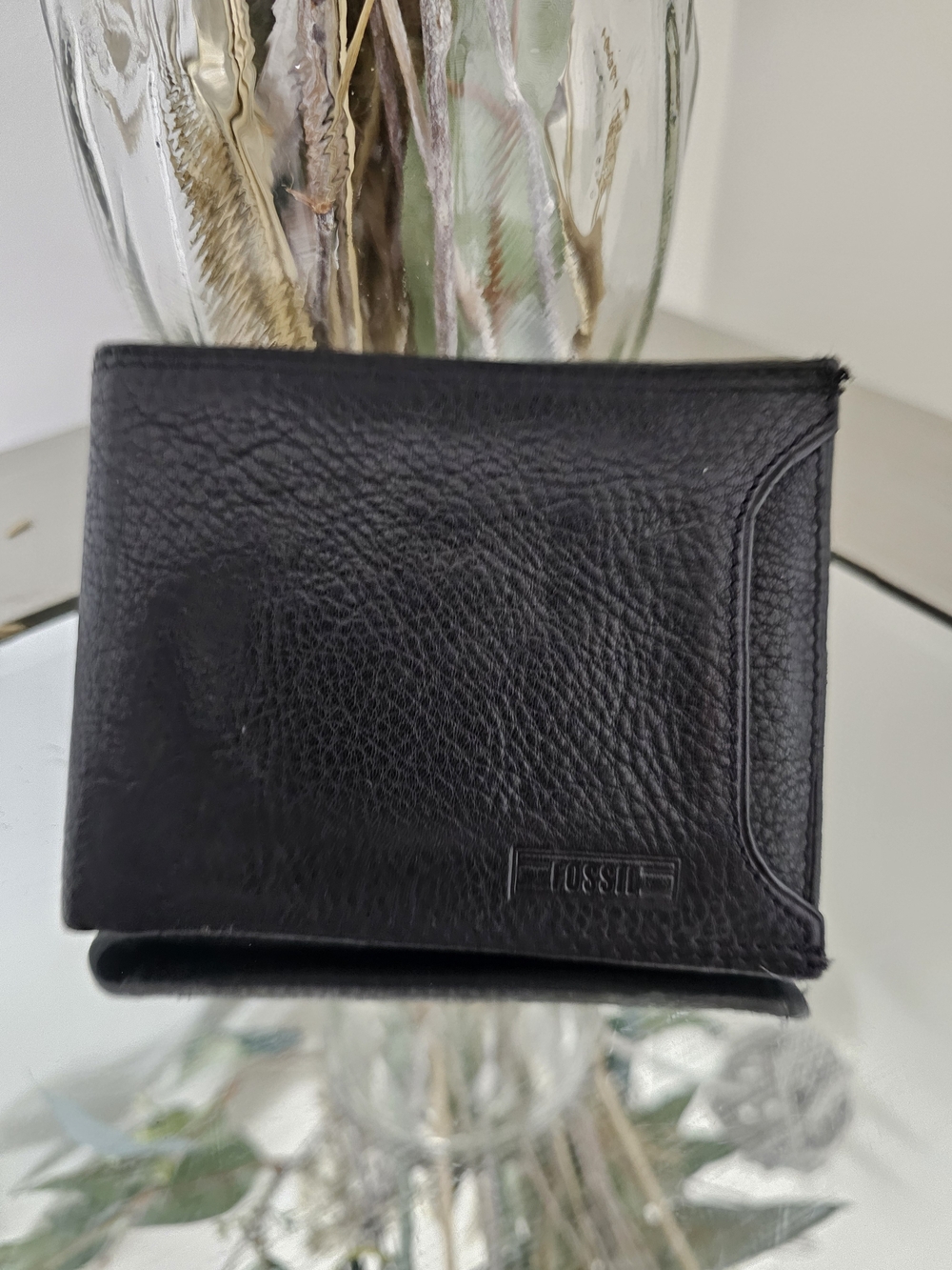 Fossil Men’s Black Leather Bi-Fold Wallet